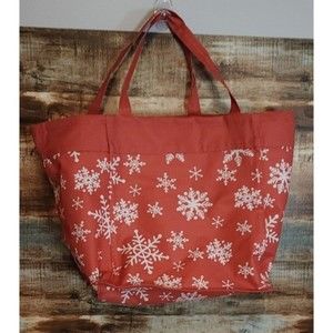 🌟 3 for $15 Deal! 🌟Christmas tote bag red with white snowflakes